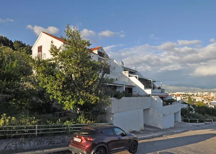 La Marsa Apartment *